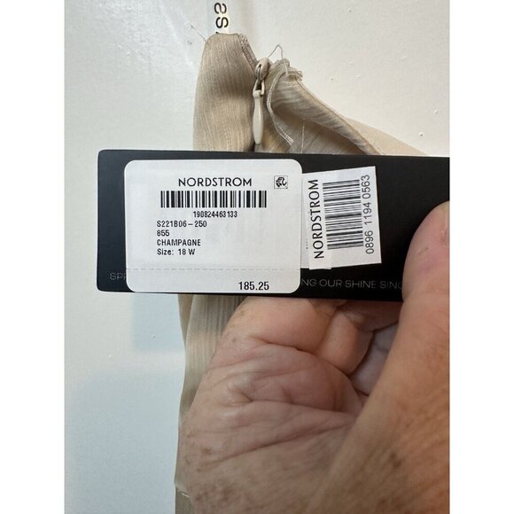 Sachin & Babi Chelsea Crinkle Satin One-Shoulder Gown 18W NWTs $185 Champagne - Picture 8 of 11